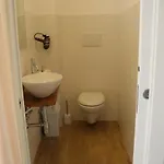 Oda ve Kahvaltı Aura