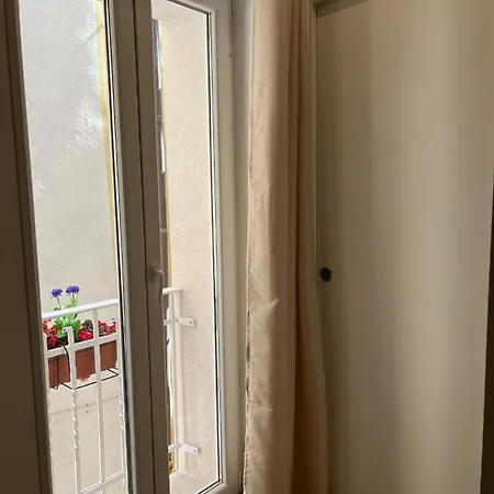 Bed & Breakfast Aura *