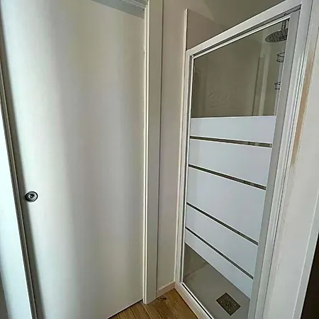 Aura 3*